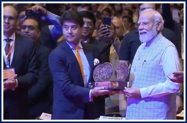 PM Inaugurates 10th India Mobile Congress